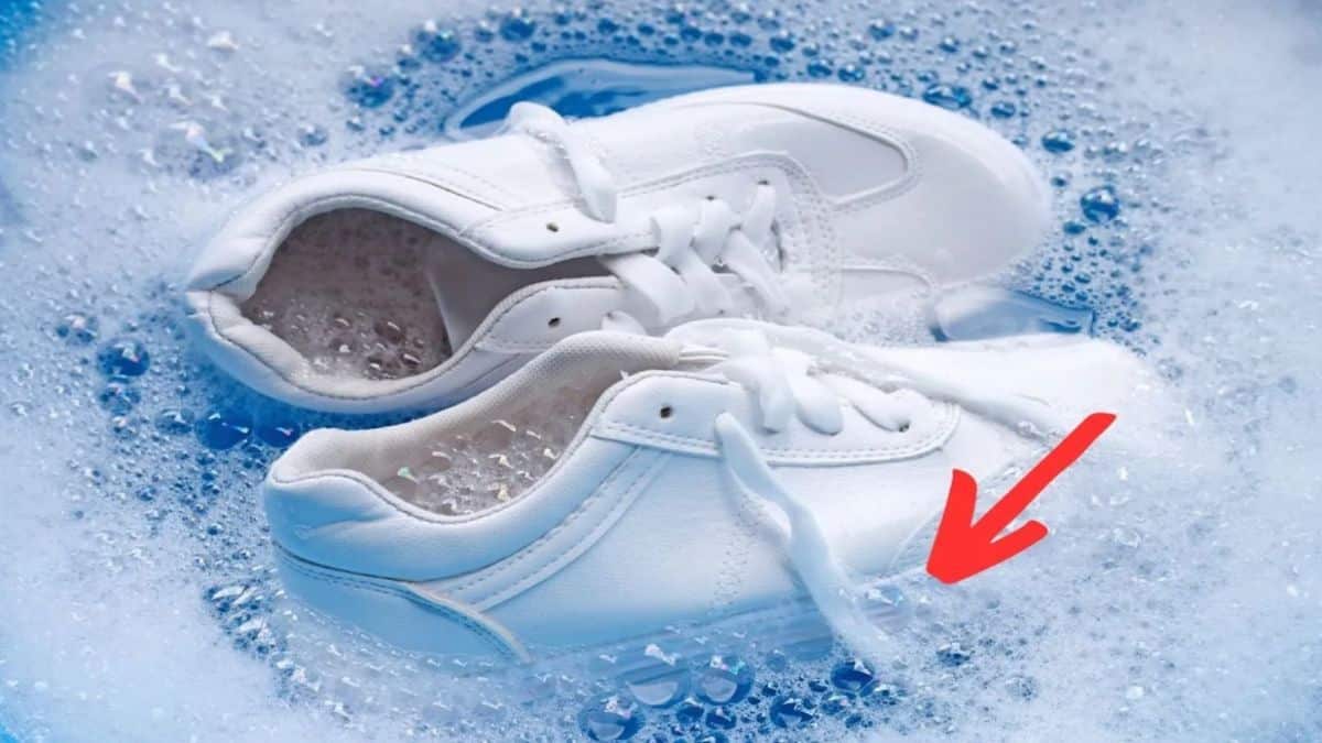 Voici l'astuce géniale pour blanchir la semelle de vos chaussures de tennis sans frotter